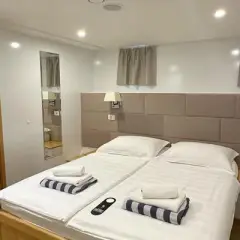 Elixir Standard Cabin